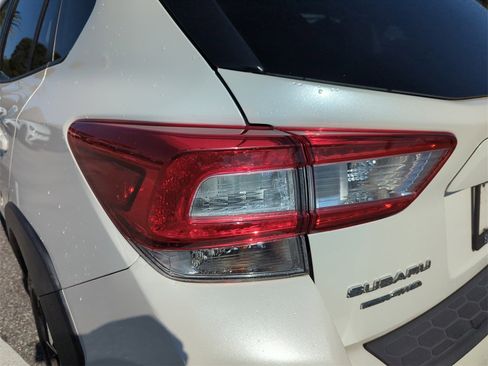 Used 2019 Subaru Crosstrek 2.0i w/ Eyesight System image 18
