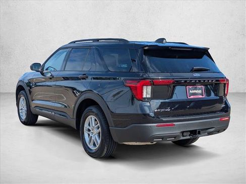New 2026 Ford Explorer Active AWD/4WD image 9