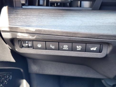 Certified 2024 Nissan Ariya AWD image 20