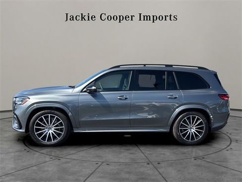 New 2026 Mercedes-Benz GLS 450 4MATIC image 2