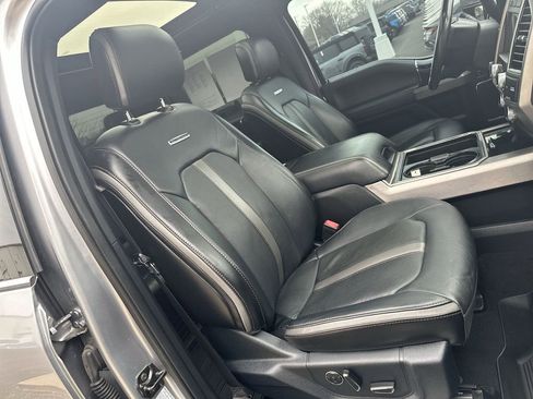 Used 2021 Ford F250 Platinum w/ FX4 Off-Road Package image 26
