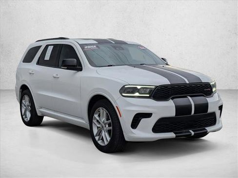 Used 2024 Dodge Durango GT image 3