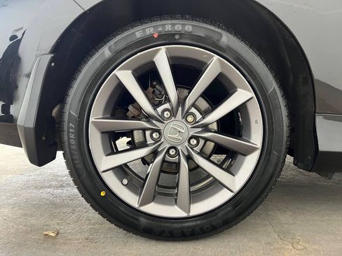 Used 2020 Honda Civic EX image 29