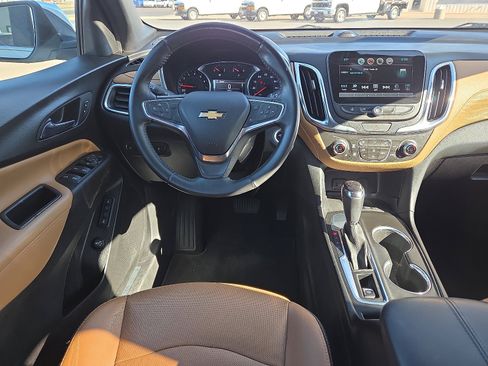 Used 2018 Chevrolet Equinox Premier image 9
