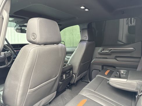 Used 2024 GMC Sierra 1500 AT4 w/ Technology Package image 25