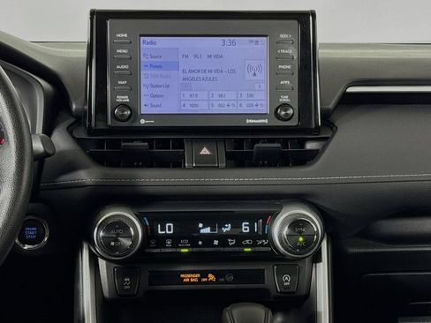 Used 2022 Toyota RAV4 XLE AWD/4WD image 11