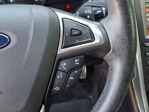 Used 2016 Ford Fusion Titanium AWD/4WD image 24