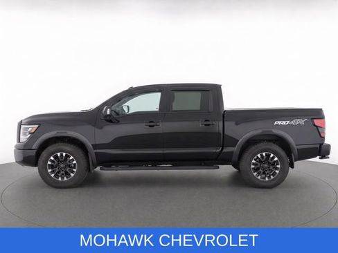 Used 2022 Nissan Titan PRO-4X w/ Off Road Protection Package AWD/4WD image 7