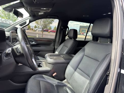 Used 2022 GMC Yukon SLE w/ Gmc Pro Safety Plus Package AWD/4WD image 8
