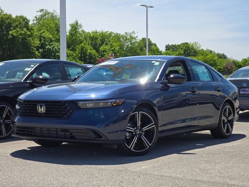 New 2026 Honda Accord SE image 2