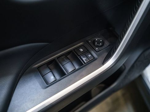Certified 2022 Toyota RAV4 LE AWD/4WD image 20