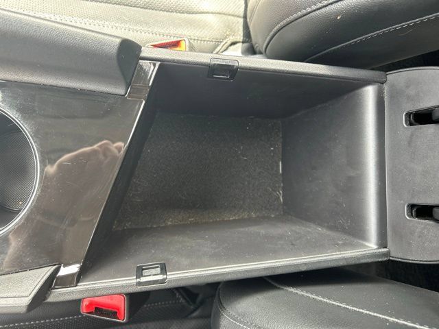Used 2022 Hyundai Elantra Limited FWD image 28