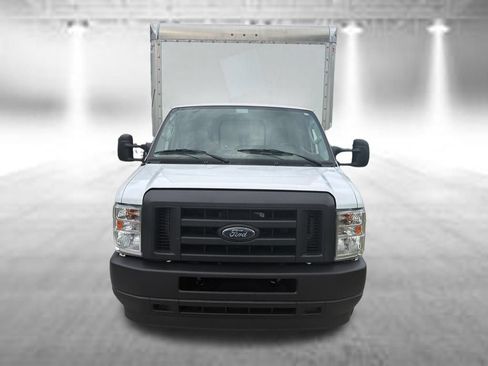 Used 2024 Ford E-450 and Econoline 450 Super Duty w/ Power Windows & Locks Group RWD image 2