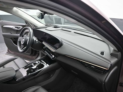 Used 2024 Buick Envision Avenir image 19