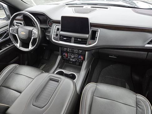 Used 2021 Chevrolet Tahoe Premier w/ Premium Package image 35