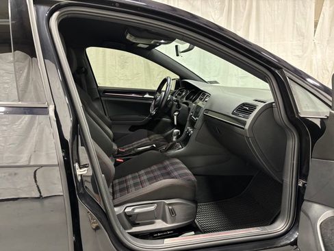 Used 2017 Volkswagen GTI S FWD image 53