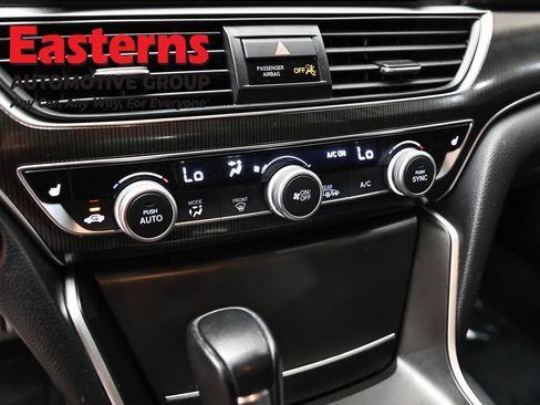 Used 2022 Honda Accord Sport Special Edition image 19
