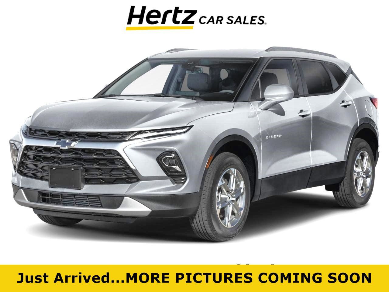 Used 2026 Chevrolet Blazer LT FWD image 1