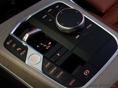 Certified 2025 BMW 330i xDrive 330i xDrive image 25