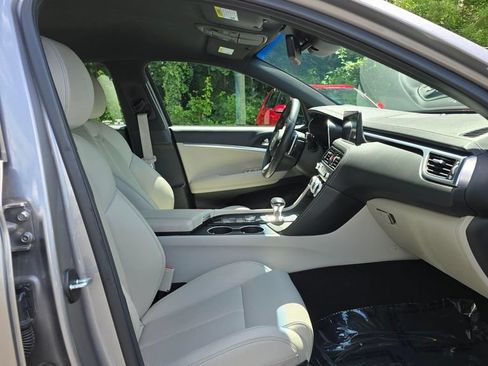 Used 2023 Genesis G70 2.0T AWD/4WD image 10