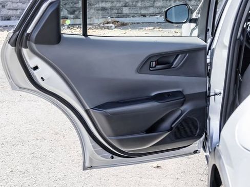 Used 2025 Toyota Prius LE FWD image 20