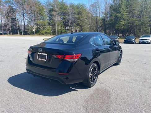 Used 2025 Nissan Sentra SV w/ All-Weather Package image 6