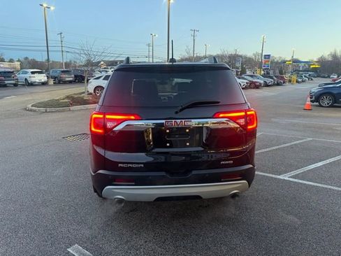 Used 2019 GMC Acadia SLE w/ Driver Alert Package I image 10