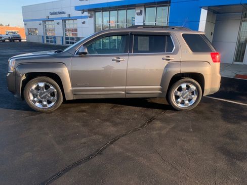 Used 2012 GMC Terrain SLT image 2
