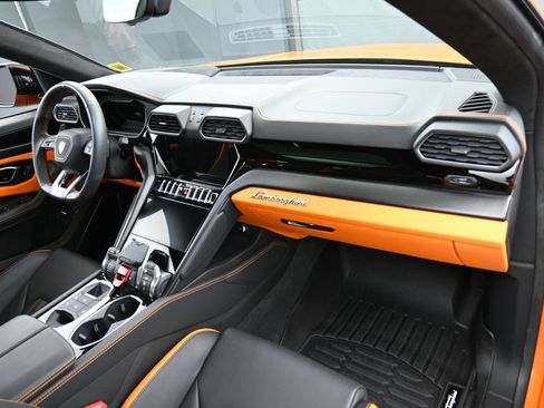 Used 2023 Lamborghini Urus S AWD/4WD image 33