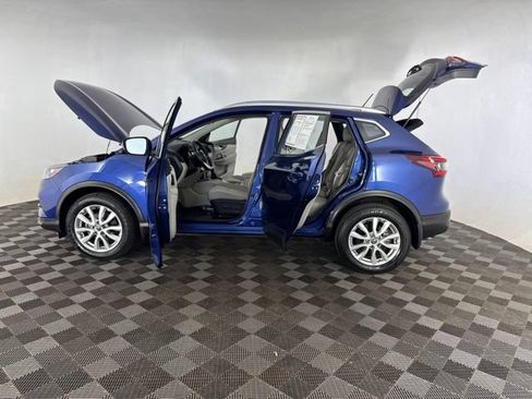 Used 2022 Nissan Rogue Sport SV FWD image 9