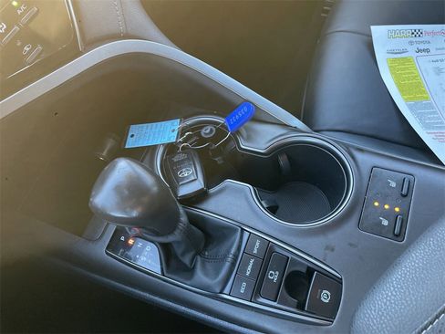 Used 2021 Toyota Camry XSE image 21