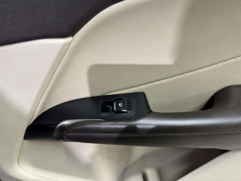 Used 2019 Lincoln MKC Select w/ Select Plus Package image 51