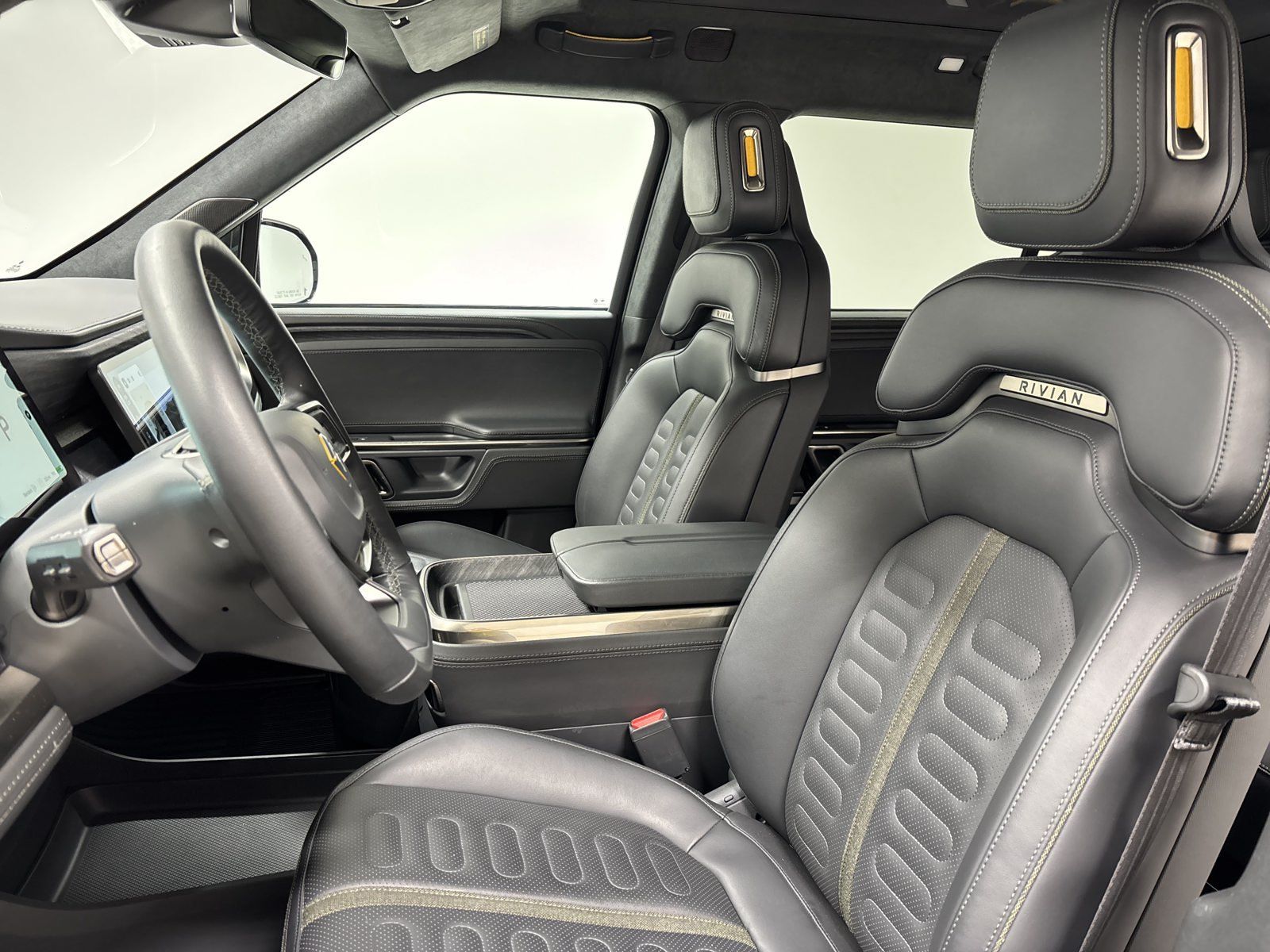 Used 2023 Rivian R1S Adventure Quad AWD/4WD image 20