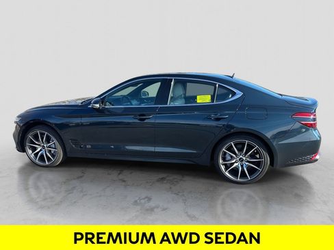 Used 2024 Genesis G70 2.5T image 2