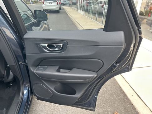 Certified 2025 Volvo XC60 B5 Plus image 12