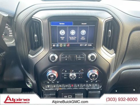 Used 2023 GMC Sierra 2500 Denali w/ Denali Black Diamond Edition image 11