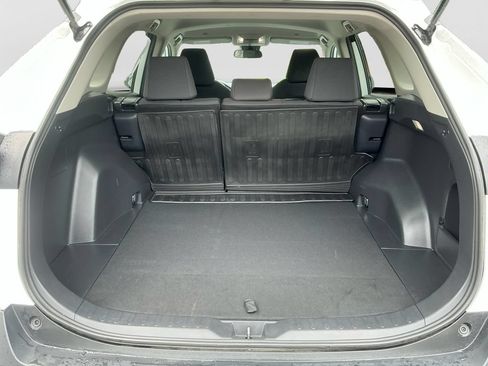 Used 2024 Toyota RAV4 LE FWD image 17