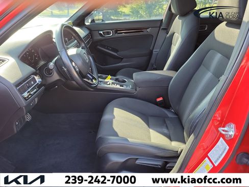 Used 2025 Honda Civic Sport image 22