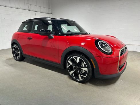 Used 2025 MINI Cooper S image 3