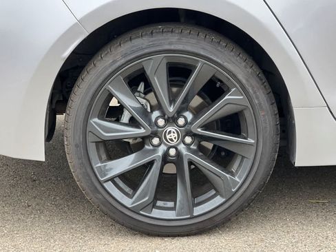 Used 2021 Toyota Corolla LE FWD image 19