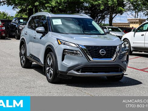 Used 2023 Nissan Rogue SL w/ SL Premium Package FWD image 5