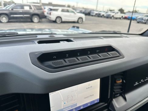 Used 2022 Ford Bronco Badlands image 75