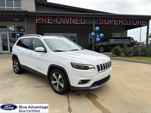 Used 2019 Jeep Cherokee Limited FWD image 1
