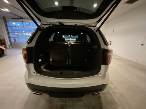Used 2017 Ford Explorer Sport w/ Equipment Group 401A image 26