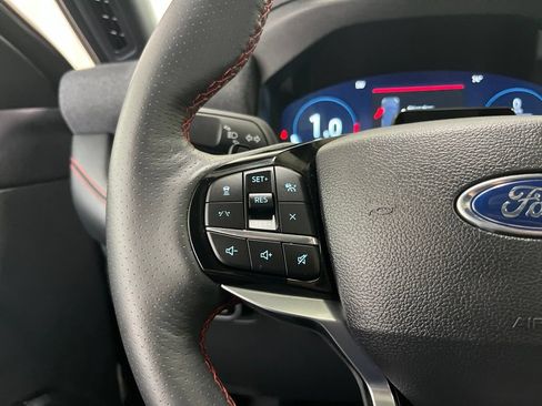 Used 2025 Ford Explorer ST AWD/4WD image 7