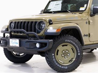 New 2026 Jeep Gladiator Sport video 2