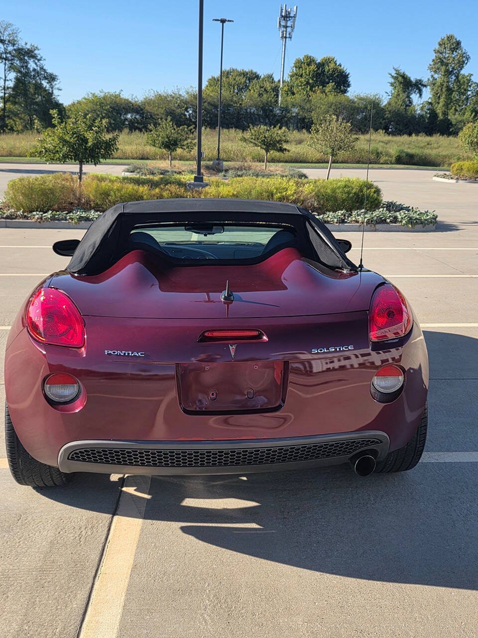 Used 2009 Pontiac Solstice Convertible w/ Premium Package RWD image 8