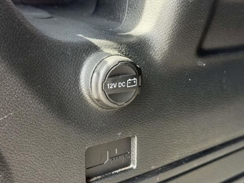 Used 2018 Jeep Wrangler Unlimited Sport S AWD/4WD image 10