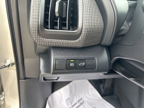 Used 2024 Toyota bZ4X XLE w/ Weather Package image 15