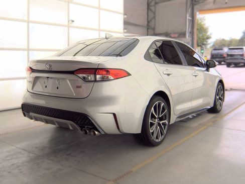 Used 2022 Toyota Corolla SE FWD image 4